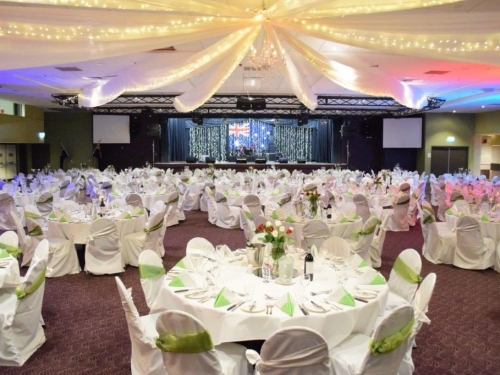 Star ceiling canopy, crystal chandelier, Australia Day Lime Green - Grand Auditorium