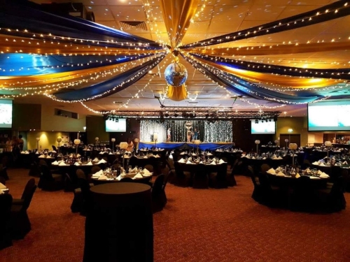 Star ceiling canopy black & gold, Crystal orbs table decoration