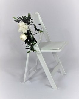 Flowers-silk-isle-chair-arrangement