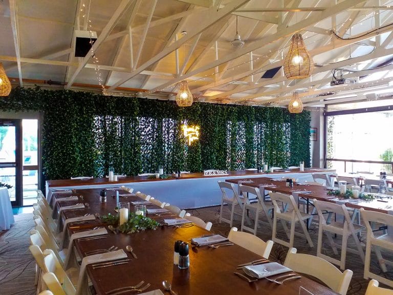 Backdrop 4 Forest Greenery Full, Malibu chairs, Timber topper brown tables